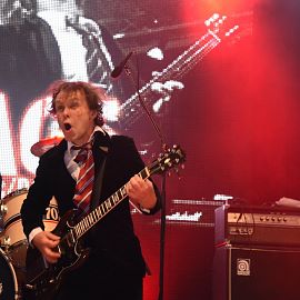 kufstein_unlimited_2016_voltage_ac_dc_tribute_copyright_edit_stuefer (19)