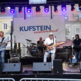 kufstein_unlimited_2018_austro_pop_tribute_band_copyright_edit_stuefer
